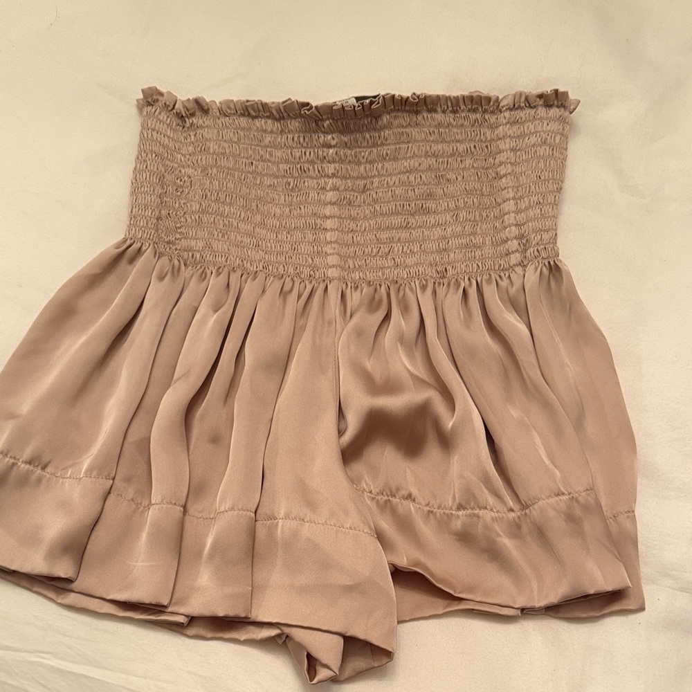 Chic High Waist Women's Shorts in Tan